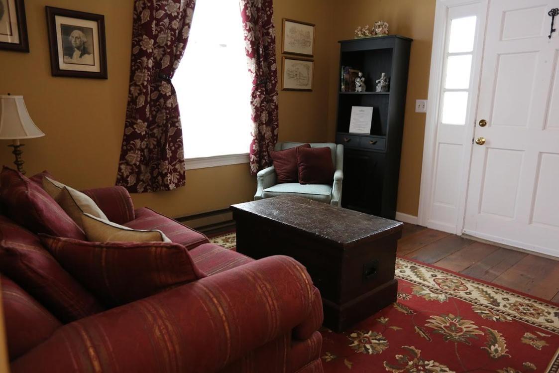 The Lafayette Inn & Restaurant Stanardsville Екстер'єр фото