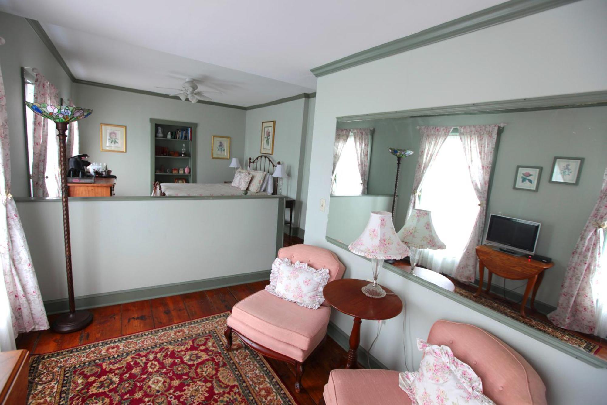 The Lafayette Inn & Restaurant Stanardsville Екстер'єр фото